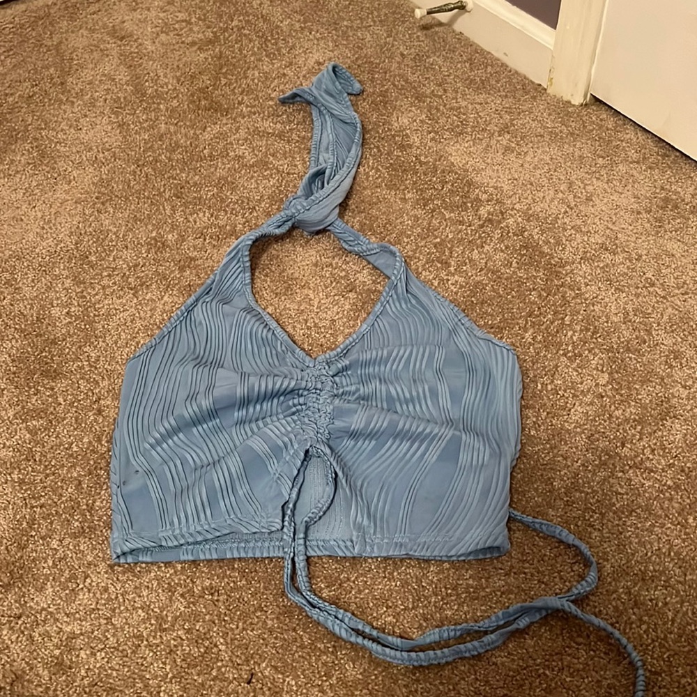Cropped halter top!